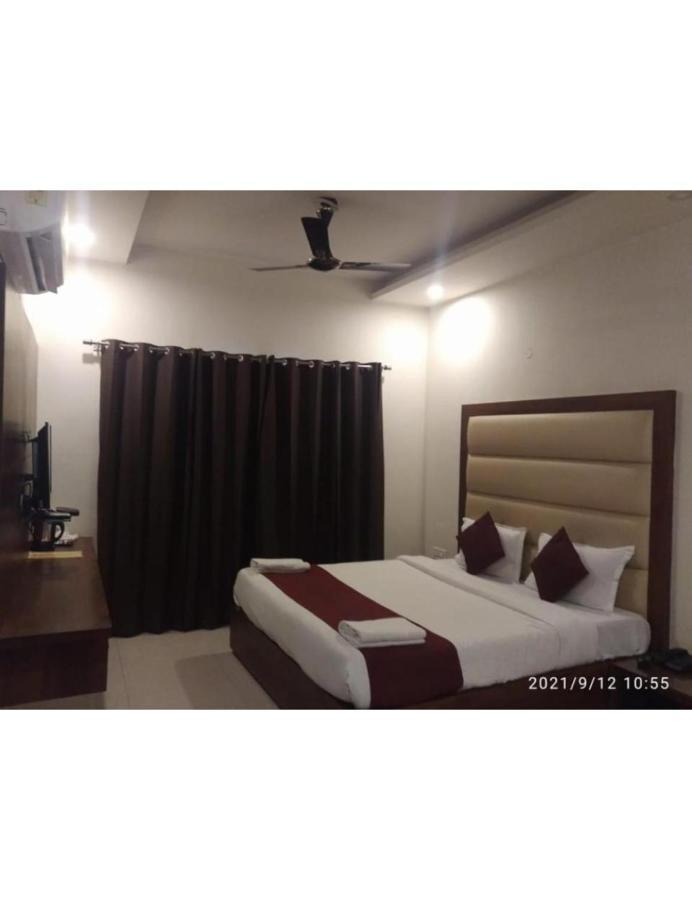 Hotel Joy Residency, Mohali Dış mekan fotoğraf